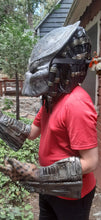 Predator Costume Mask & Gauntlets
